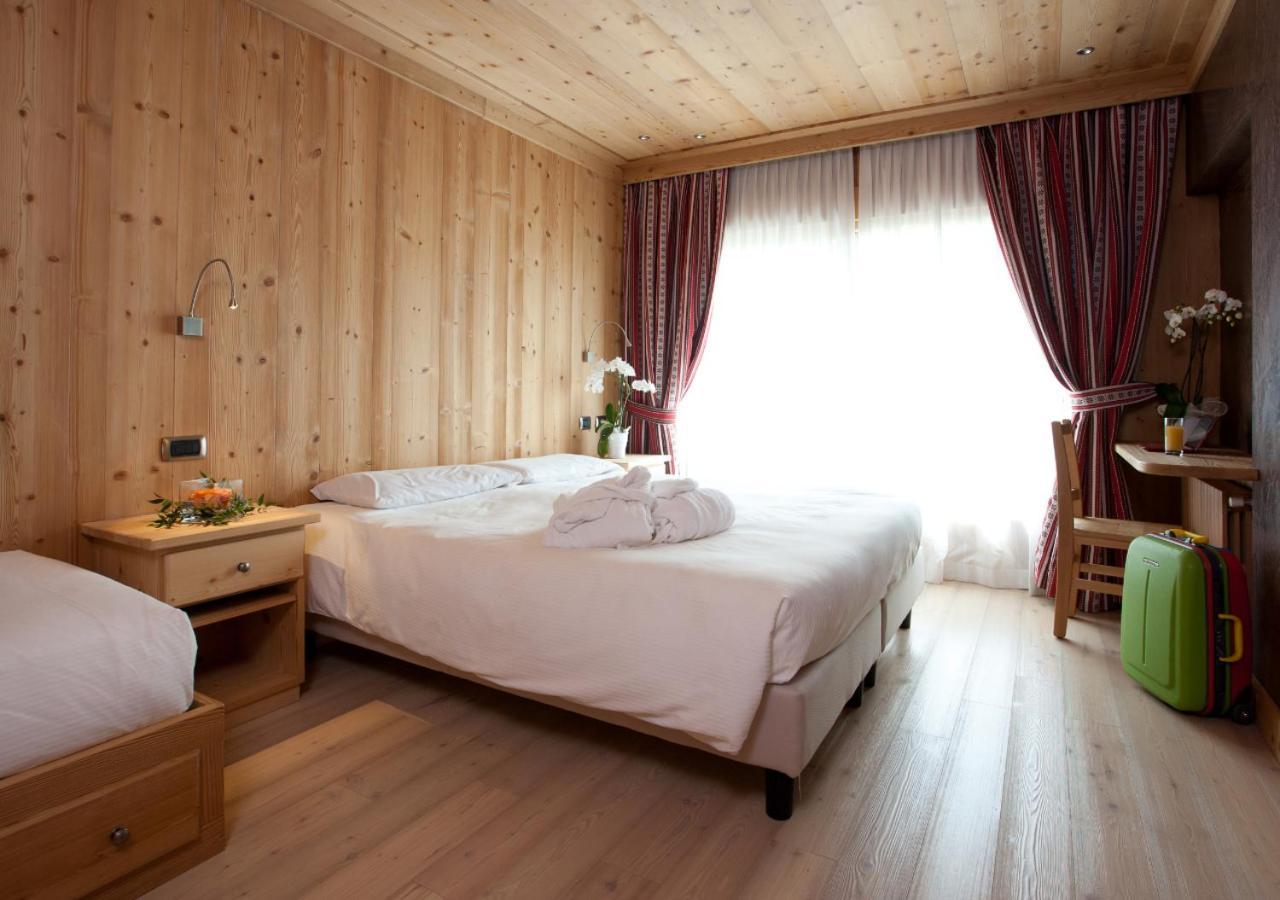 Hotel Funivia Bormio Bagian luar foto