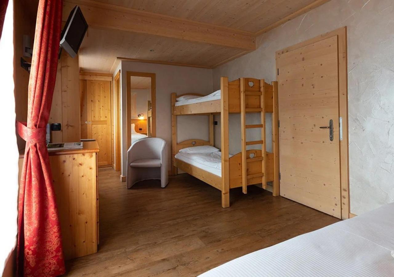 Hotel Funivia Bormio Bagian luar foto