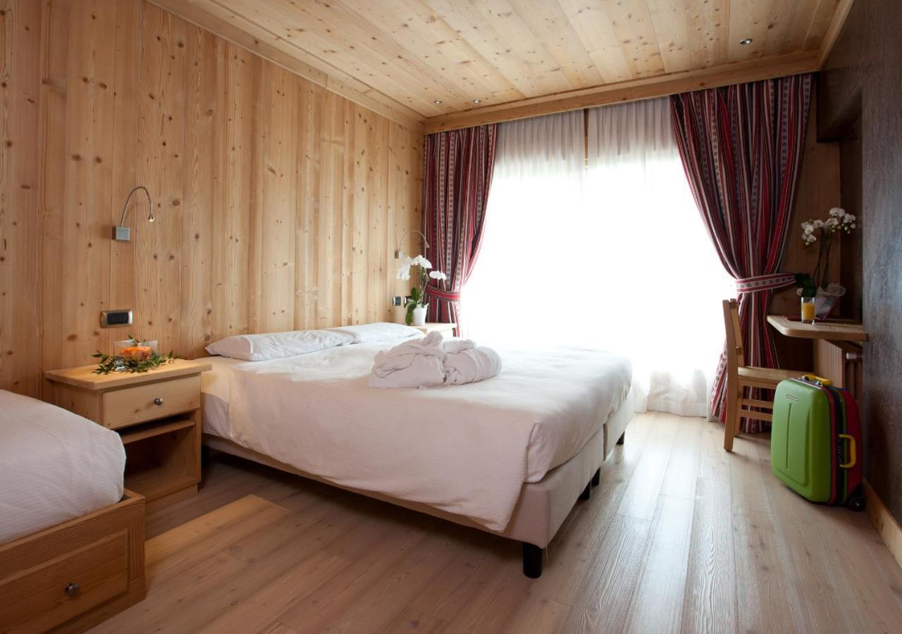 Hotel Funivia Bormio Bagian luar foto