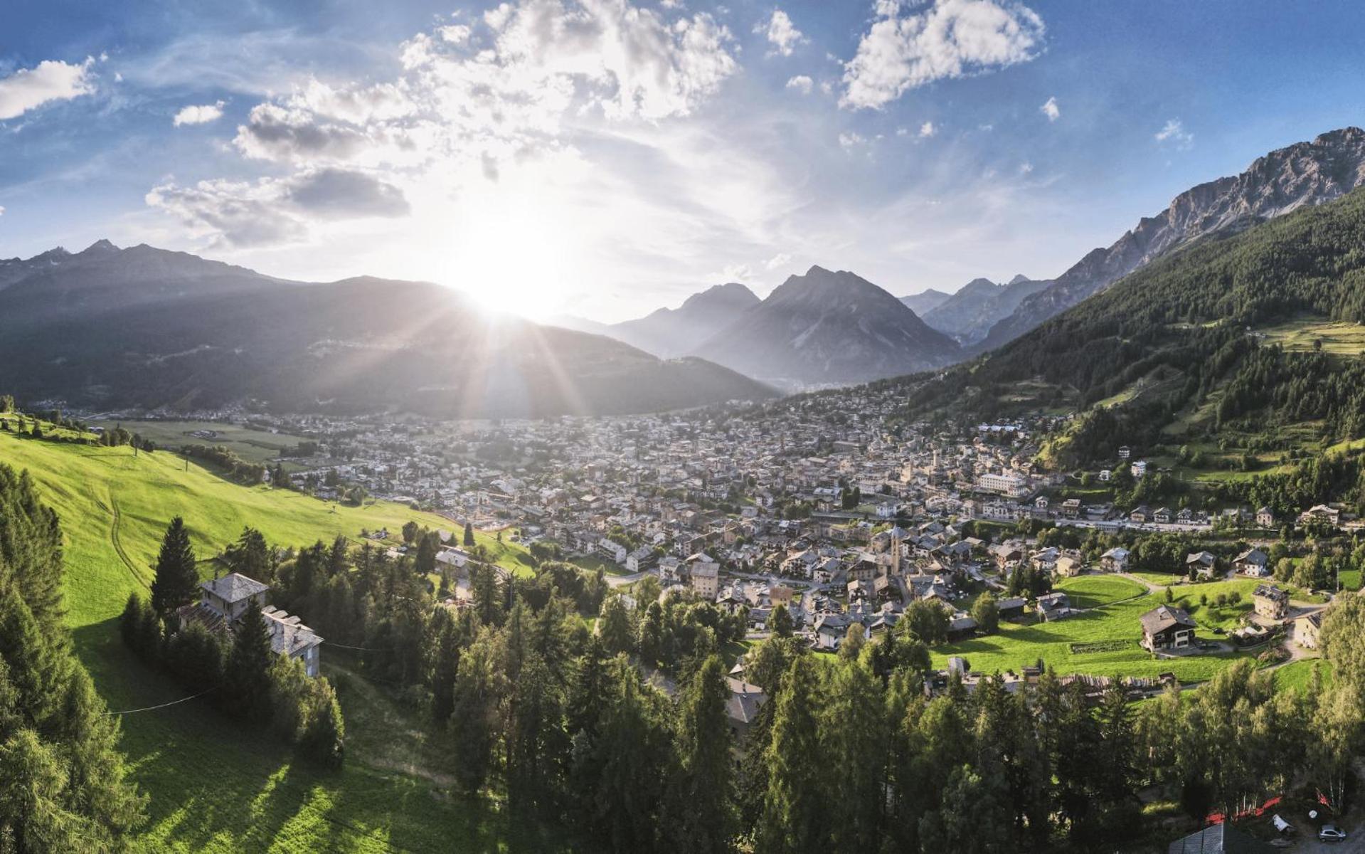 Hotel Funivia Bormio Bagian luar foto